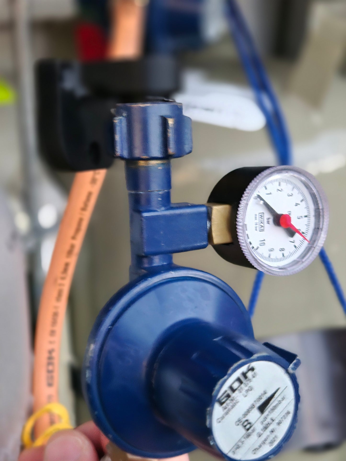 Halterung für Gasflaschenschlauch/Druckminderer